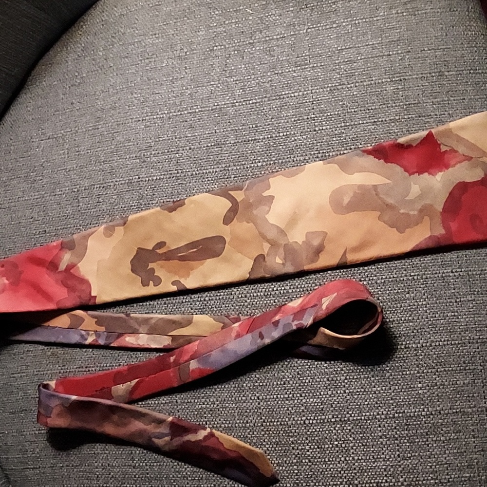 VINTAGE SILK WATERCOLOR TIE